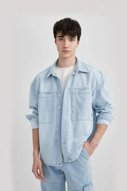 Джинсовая рубашка оверсайз с длинными рукавами