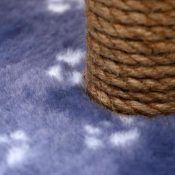 Когтеточка для котят двойная, 30 х 20 х 34 см, джут, серая с лапками - Пижон фото 6