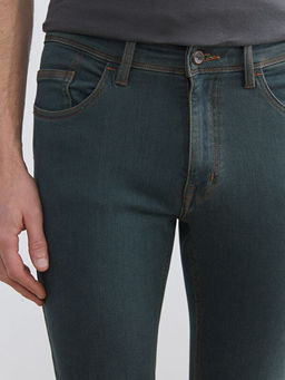 750 Slim Fit Erkek Jean Pantolon