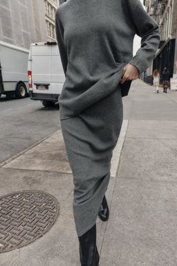 SOFT-TOUCH PLAIN KNIT MIDI SKIRT - Zara фото 4