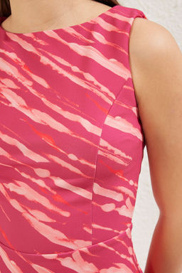 TRENDYOLMILLA Fusya Geometrik Desenli A Kesim Mini Dokuma Elbise TWOSS19WR0042  фото 12