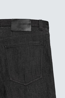 JEANS STRAIGHT FIT T?RMICO / Negro - Zara фото 10
