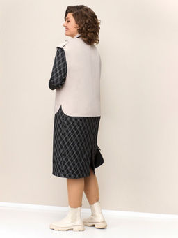 Платье с жилетом белорусское в офис - Almond фото 5