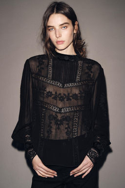 ZW COLLECTION VELVET LACE BLOUSE