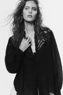Blusa con canes? de encaje - H&m фото 5