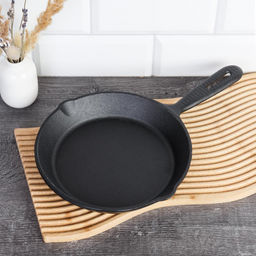 Сковорода чугунная 20*3,2 см с ручкой арт. Y20YB (748183)