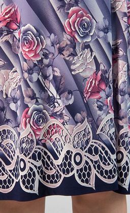 платье из тонкого шелковистого трикотажа с фактурным кружевным узором по низу рукавов - Ckc collections фото 3