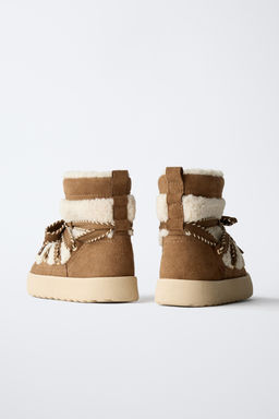 COMBINED FAUX SHEARLING ANKLE BOOTS - Zara фото 6