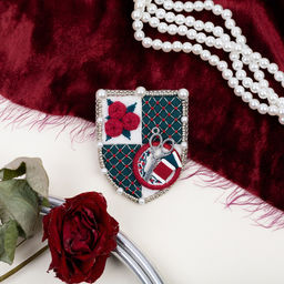 Klart набор для вышивания 10-515 Брошь. Герб вышивальщицы 4.5 х 9.5 см