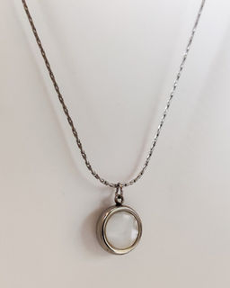 Кулон на цепочке