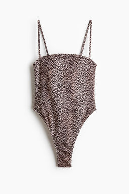 Traje de ba?o bandeau con copas acolchadas