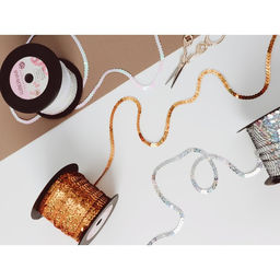 Пайетки на нити, 6 мм, 91±1 м, цвет золотой №242