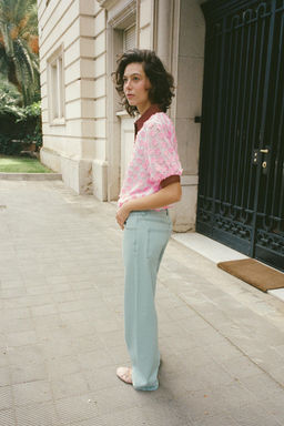 BLUSA ESTRUCTURA FLORES / Rosa - Zara фото 4