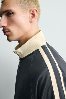 ZIP-UP SWEATSHIRT WITH STRIPES - Zara фото 6