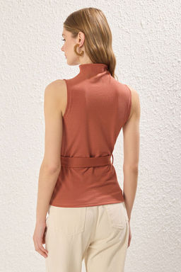 Trendyolmilla Haki Dik Yaka Kemerli Regular/Normal Kal?p Orme Bluz TWOSS25BZ00139