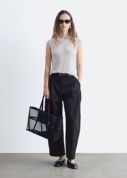 Pantalones recortados con perneras de barril