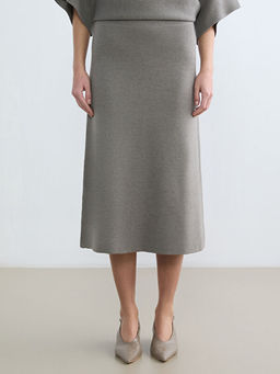 Beli Lastikli Triko Etek