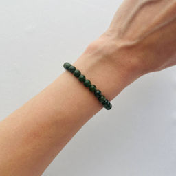 Браслет из зелёного Нефрита 17 см