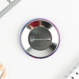 Цена за 10 шт. Значок закатной Аниме Каваи, d=5.6 см