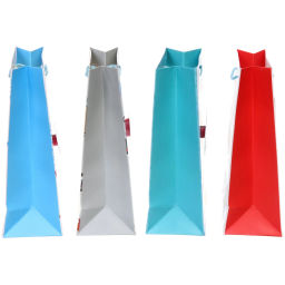 Цена за 12 шт. Пакет подарочный "Машинки" 18*23*8 см, микс