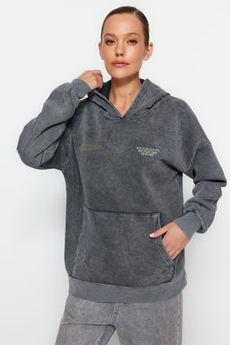 TRENDYOLMILLA Antrasit Kal?n Ici Polarl? Y?kama Efektli Oversize/Genis Kal?p Orme Sweatshirt TWOAW24SW00230