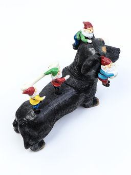 Садовая фигура "Такса с гномами" 20х9х15см