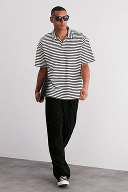 Ekru Oversize/Geni_ Kesim _izgili Dokulu Polo Yaka T-shirt TMNSS24PO00021