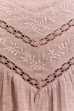 EMBROIDERED COTTON TOP - Zara фото 21