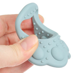 Прорезыватель силиконовый M&B «Лапка»