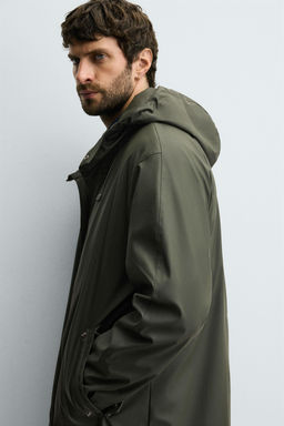 RUBBERISED HOODIE PARKA