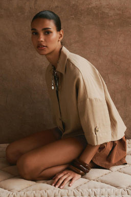 WIDE SHORT SLEEVE SHIRT - Zara фото 19