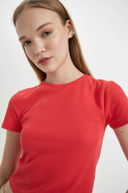 Женская классная приталенная базовая футболка с короткими рукавами и вафельным узором - Defacto фото 4