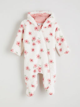 Kap??onlu ?i?ekli Pel?? K?z Bebek Tulum