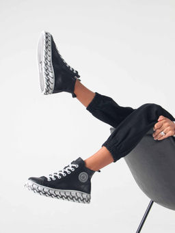 Ботинки 213.icebergw. black/Байка