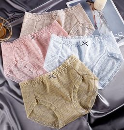 Трусики кружево A12997210