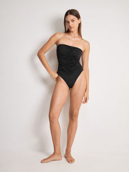 Infinity / Купальник жен. Demieno черный