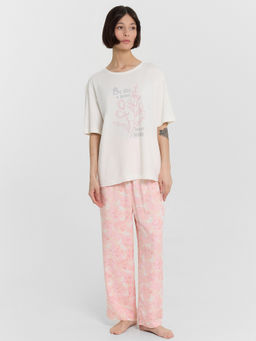 КОМПЛЕКТ ЖЕНСКИЙ (ФУТБОЛКА, БРИДЖИ)