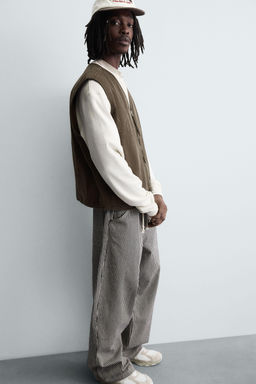 QUILTED GILET WITH TOPSTITCHING - Zara фото 6