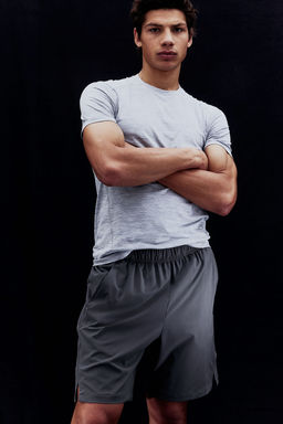 Pantalon corto de entrenamiento en DryMove - H&m фото 9