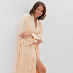 Халат домашний женский KAFTAN Plushy, размер 52-54, молочный