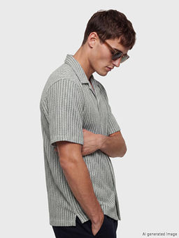 Regular Fit Desenli Erkek G?mlek