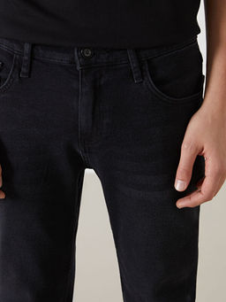 750 Slim Fit Erkek Jean Pantolon