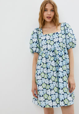 Платье baby doll с графичным принтом