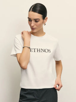 Футболка оверсайз с вышивкой / Zarina  фото 7