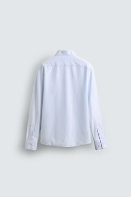 CAMISA REGULAR FIT / Blanco / Celeste