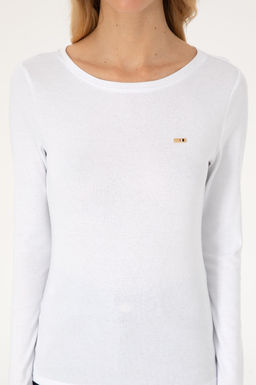 Kad_n Beyaz Slim Bisiklet Yaka Basic Sweatsh_rt