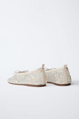 EMBROIDERED BALLET FLATS - Zara фото 4
