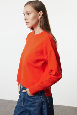 TRENDYOLMILLA Yesil Genis Kal?p Basic Premium Iplik/Ozel Iplik Triko Kazak TWOAW25KZ00053