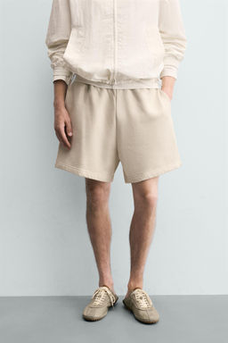BERMUDA JOGGER LAVADA TEXTO ESTAMPADO / Crudo - Zara фото 2