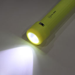 Фонарь ручной аккумуляторный, 1.5 Вт, 800 мАч, 3535LED, 3 режима, IPX2, 10.5 х 3 см, желтый - Simaland фото 4